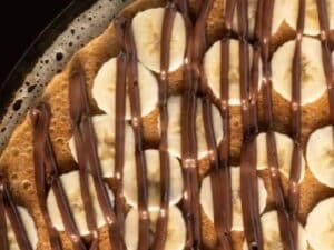 PLATANO CON NUTELLA